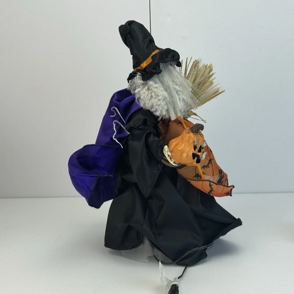 VTG Halloween Witch 13